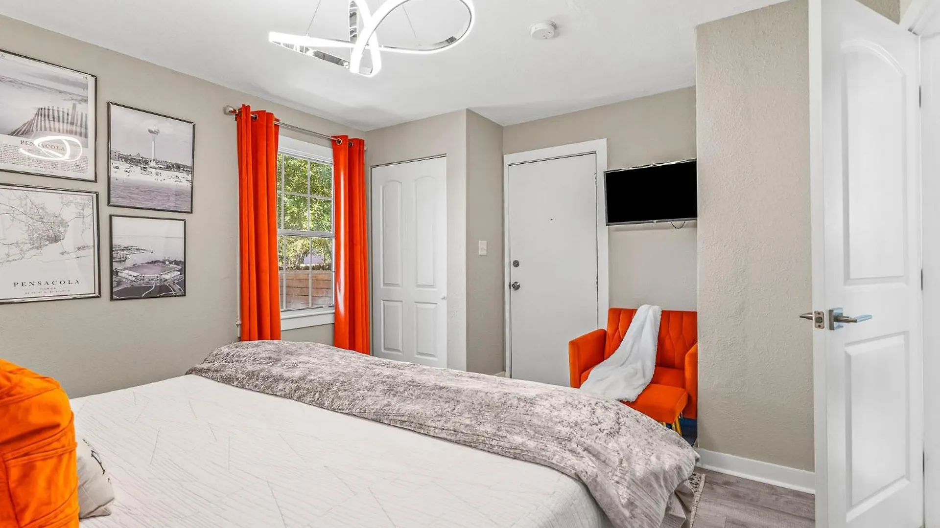 The Sapphire Downtown, Pensacola'S Hidden Gem Villa Holiday home