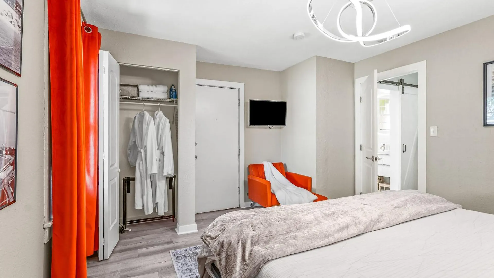 The Sapphire Downtown, Pensacola'S Hidden Gem Villa Holiday home Pensacola